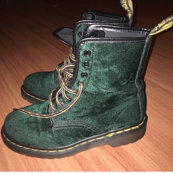 Dr. Martens Shoes - HP💥RARE vintage 90s Dr. Marten velvet green boots